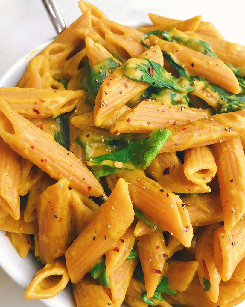 Dairy-Free Pumpkin Pasta: A yummy sauce made with only clean ingredients and so delicious! #healthysauce #pumpkinsauce | www.jillzguerin.com