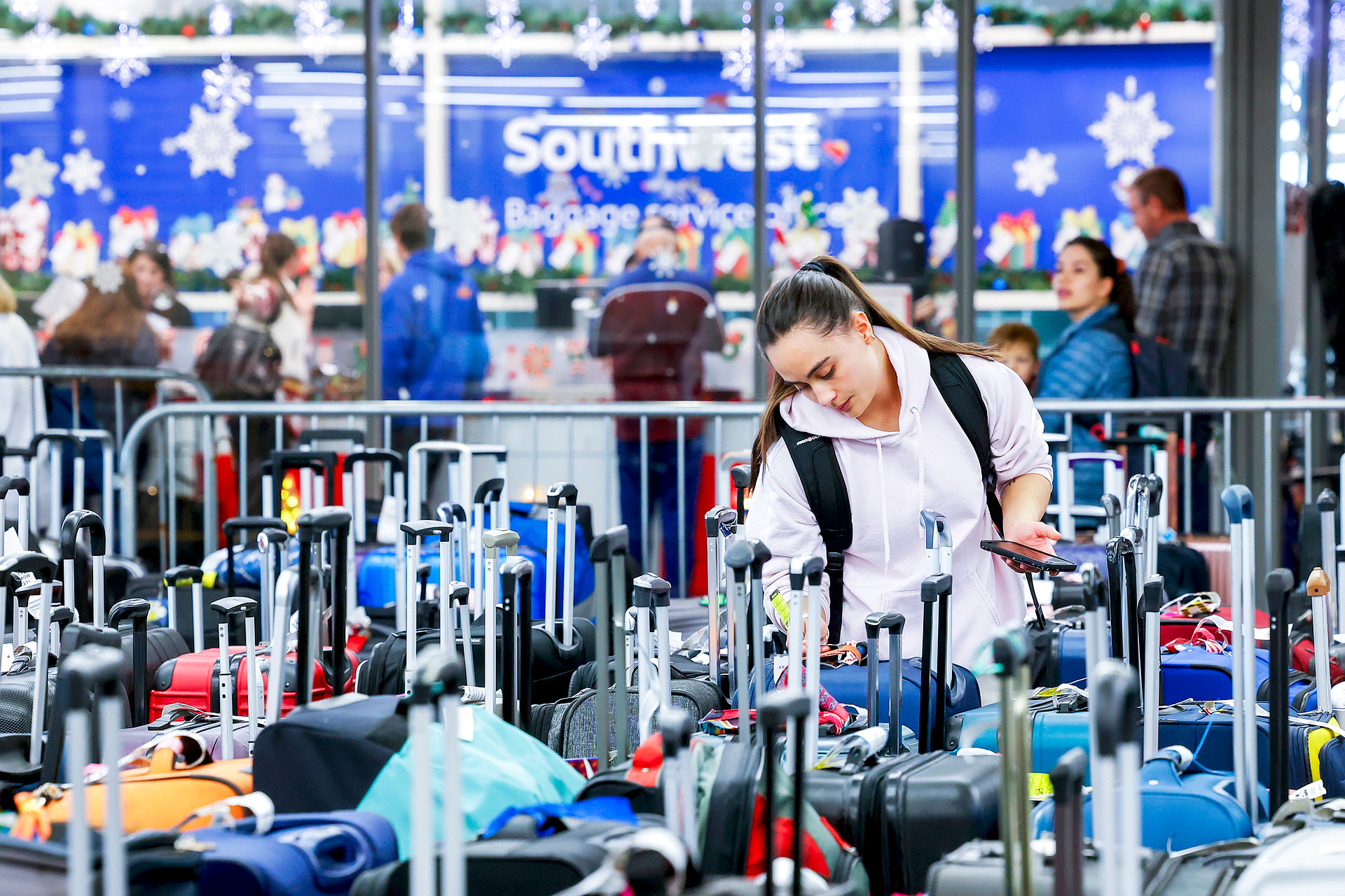 Southwest is America’s favorite economy airline. Analysts say that won’t change despite holiday meltdown.