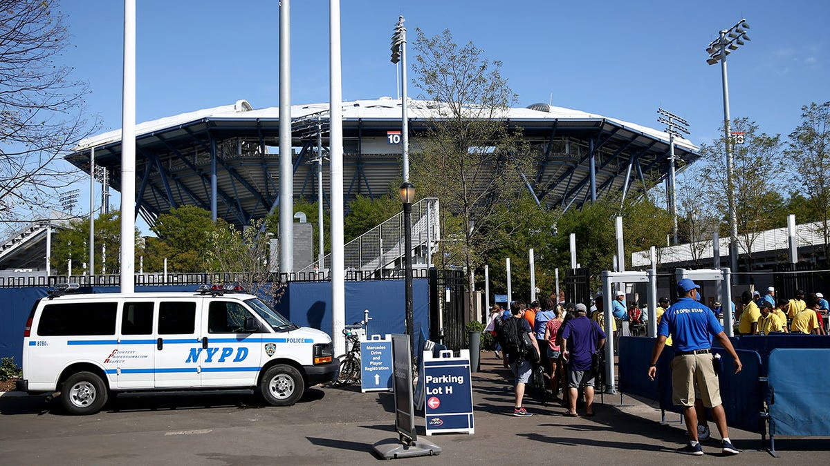 Man at US Open tried entering tournament with a gun before pointing it at cop: report