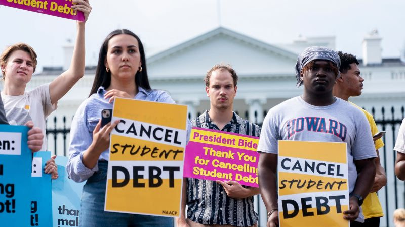 Video: Conservative Supreme Court justices are skeptical of Biden&#8217;s student debt relief plan. Here&#8217;s why