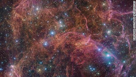 Astronomers spy the ghost of a star and cosmic cobwebs