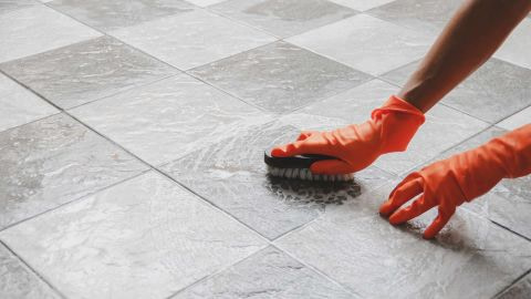 underscored lead tile cleaning