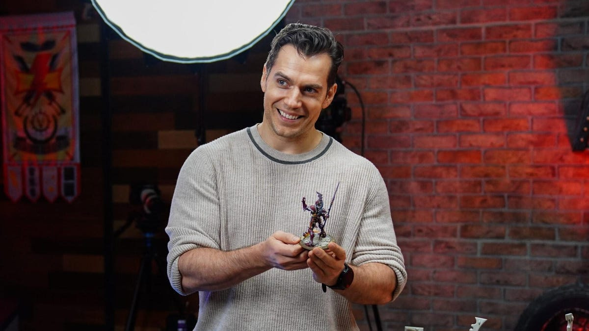 Jilted Witcher And Superman Actor Henry Cavill Is Doing A Warhammer 40K Series