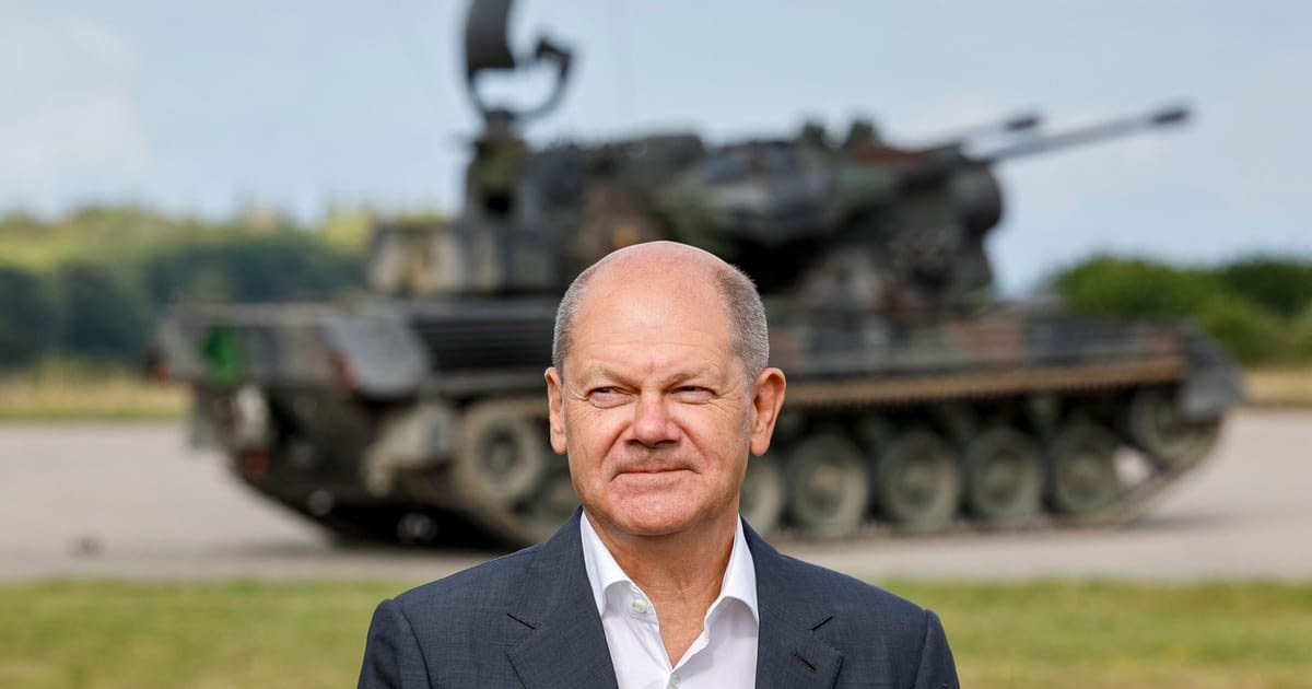 German government faces growing rift over Scholz&#8217;s reluctance to send Ukraine tanks