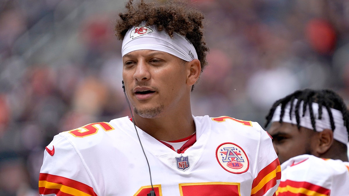 Chiefs’ Andy Reid says Patrick Mahomes has ‘done amazing things’ on high-ankle sprain