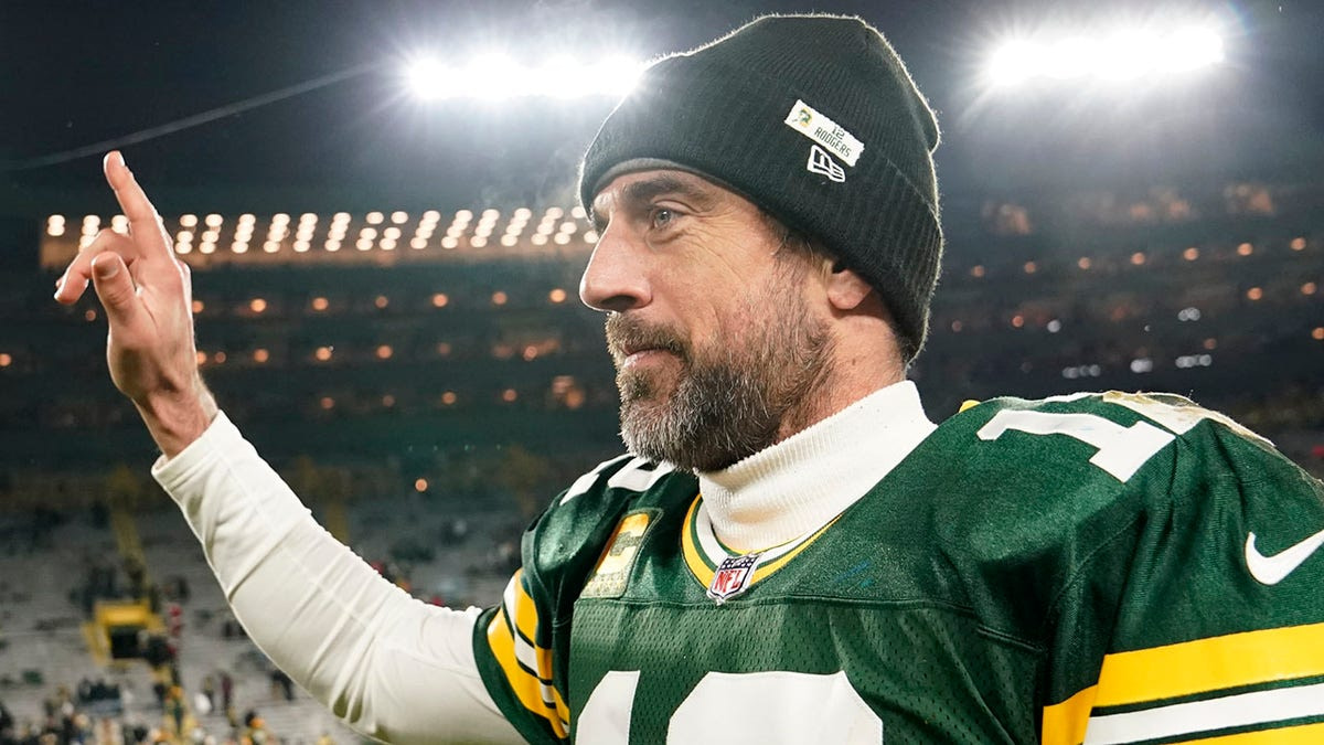 Packers’ Aaron Rodgers suggests $60 million salary in 2023 may not be an issue: ‘Things would have to shift’