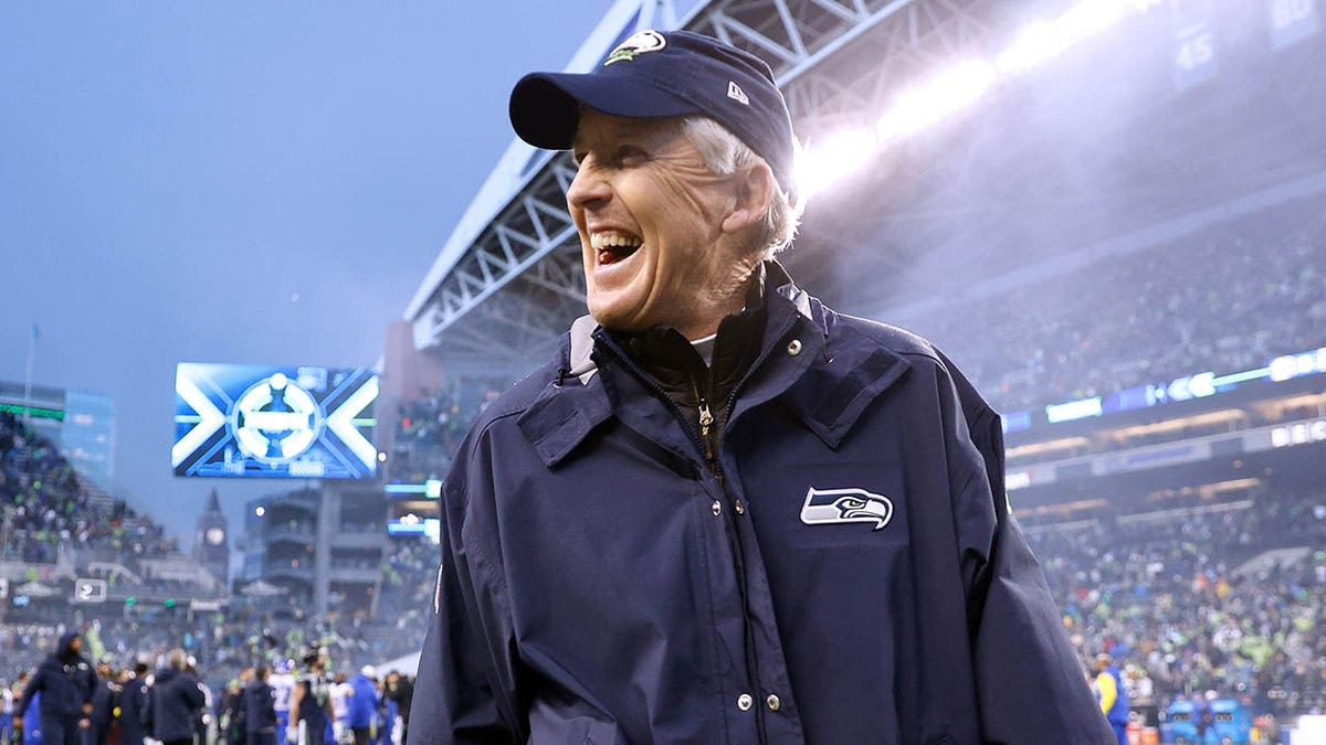 Pete Carroll’s priceless reaction to Seahawks-49ers wild-card game: ‘Unfortunately, we’re playing the Niners’