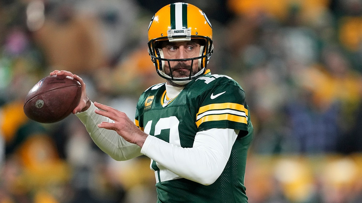 Trade involving Packers’ Aaron Rodgers would be worth an ‘astronomical amount’: report