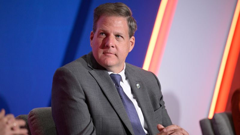New Hampshire GOP governor says he&#8217;s considering 2024 White House bid