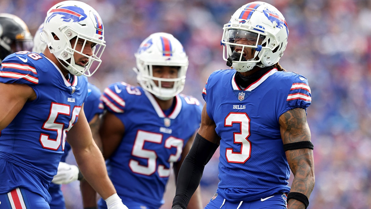 Bills’ Damar Hamlin is speaking with team after breathing tube is removed, Buffalo says in major health update