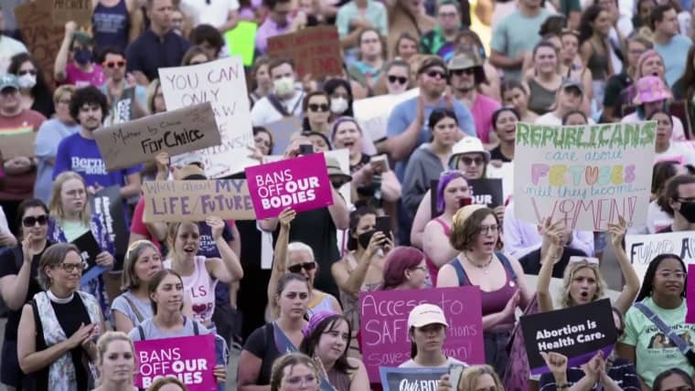 Judge blocks Indiana abortion ban a week after it took effect
