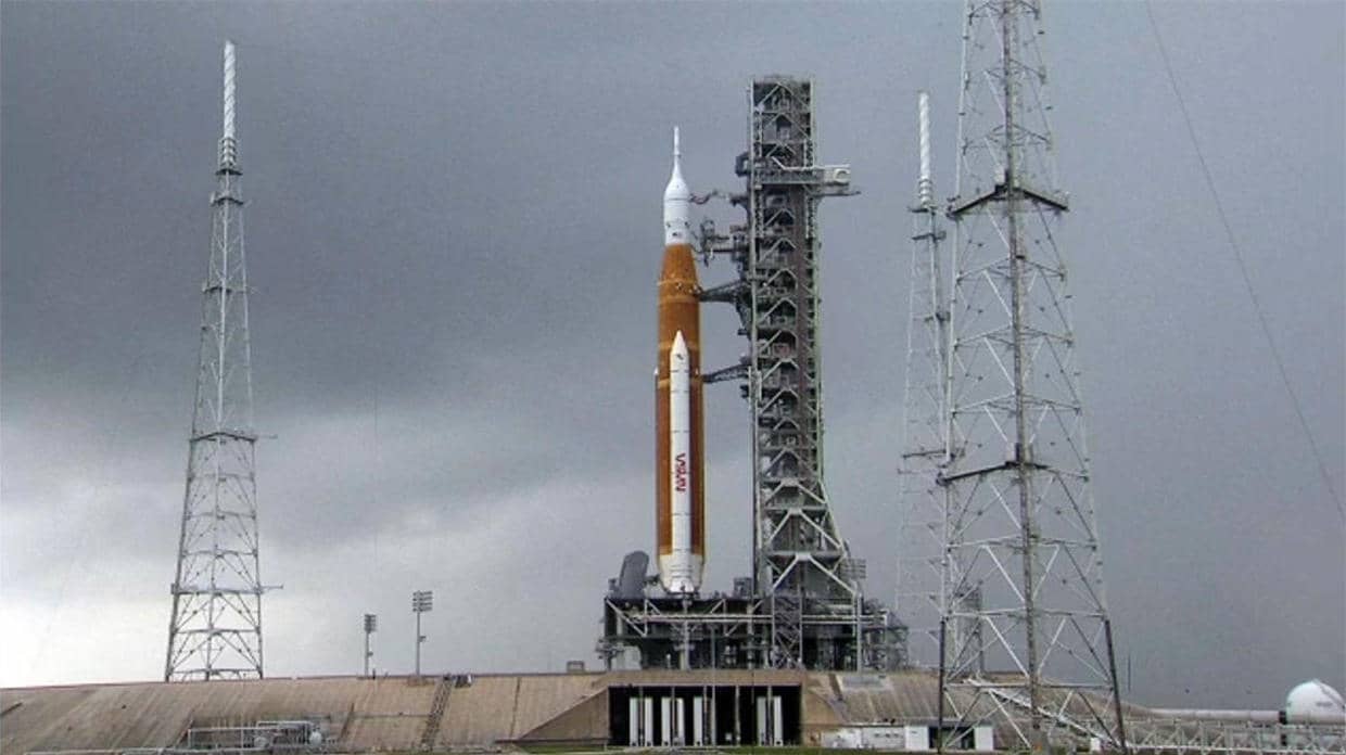 Possible hurricane poses threat to NASA’s Artemis moon launch plans