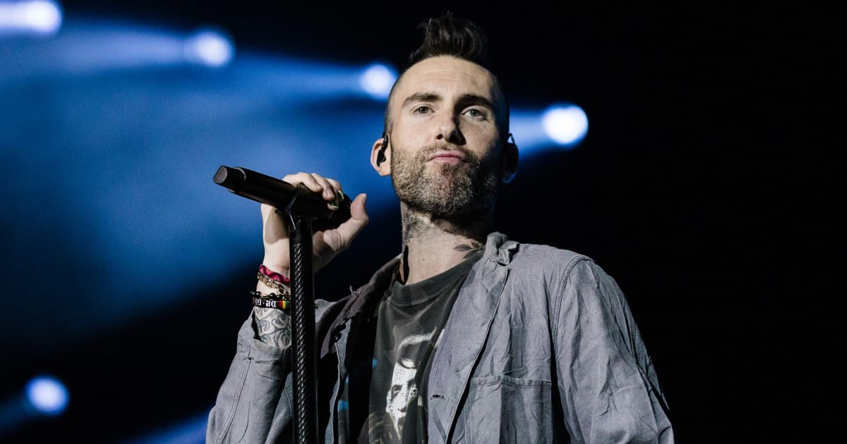 Adam Levine&#8217;s alleged cheating DMs with model become viral meme